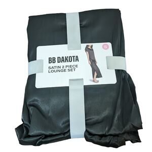 BB Dakota Satin Lounge Set S 4-6 Black‎ Short Sleeve Pocket PJ Flyaway Wrap Pant